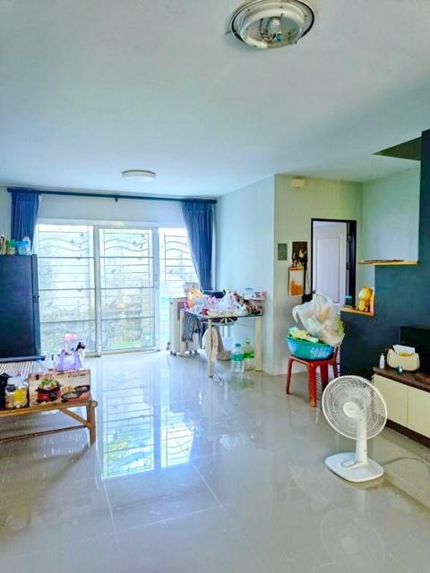 สไตล์โมเดิร์น สุขาภิบาล5 สายไหม ตลาดลาดสวาย 1.1 กม.ทาวน์โฮม 2 ชั้น 3 นอน 2 น้ำ รร.เตรียมบัณฑิต 2.6 กม. แหล่งชุมชน ช้อปปิ 6
