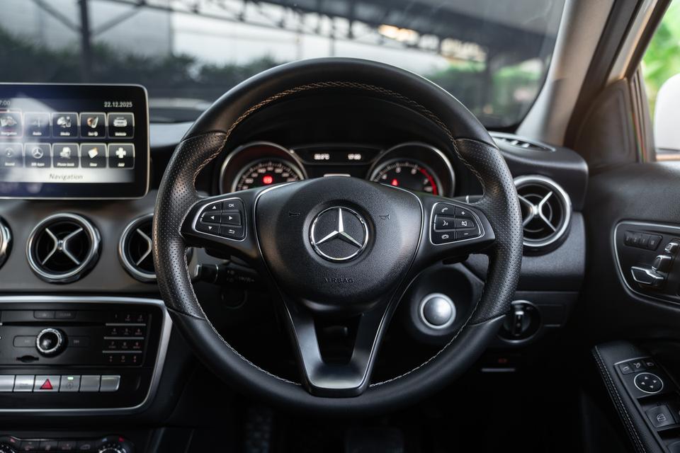 “Mercedes-Benz GLA200 Urban“ Facelift  ปี 2019 4