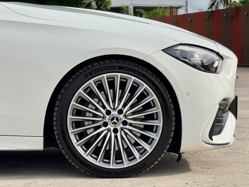 Mercedes Benz C220d AMG dynamicปี 2022 เลขไมล์ 65,xxx km.💰ราคา 1,890,000 บาท รูปที่ 5