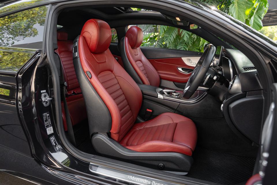 “Mercedes-Benz C200 Coupe AMG Dynamic” ปี 2019 5