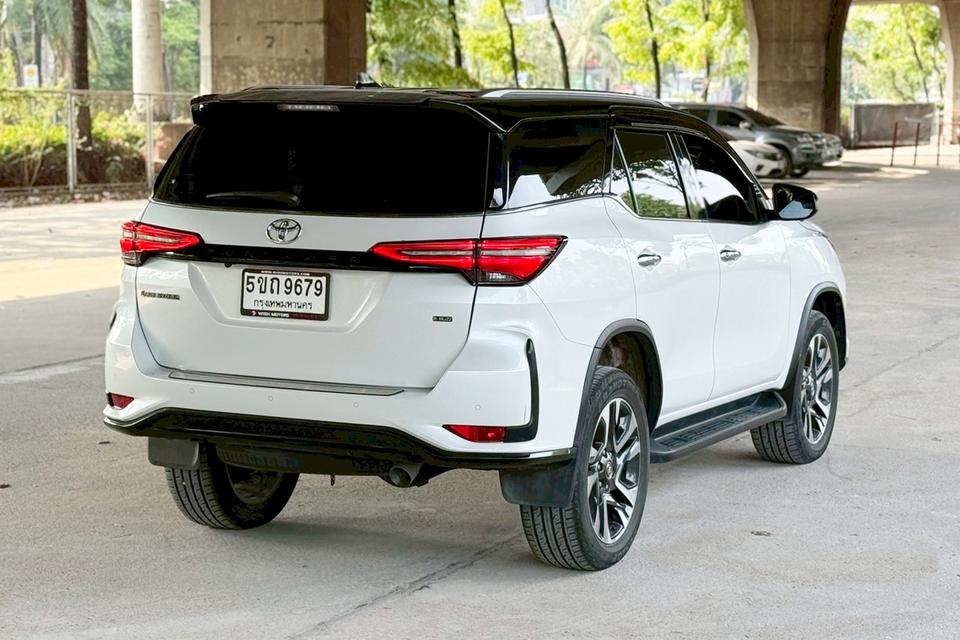 Toyota FORTUNER 2.4 Legender Black Top 2WD AT ปี 2024 รูปที่ 5