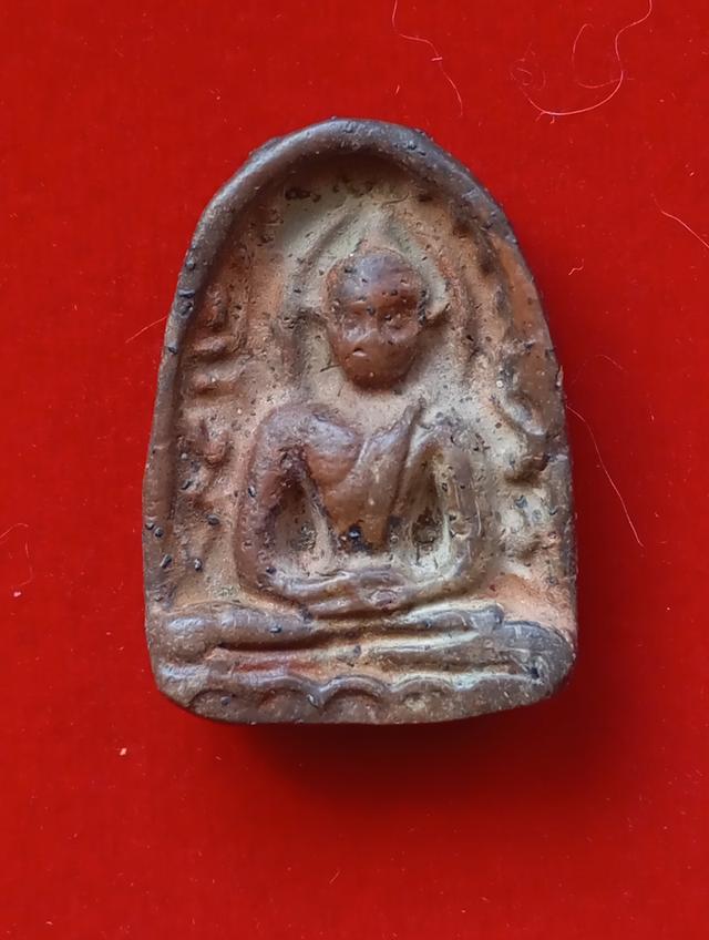 พระชุ้มกอกำแพงเพชร สภาพเก่า