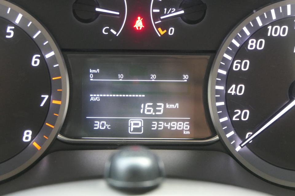2013 NISSAN SYPLHY 1.6V รูปที่ 5