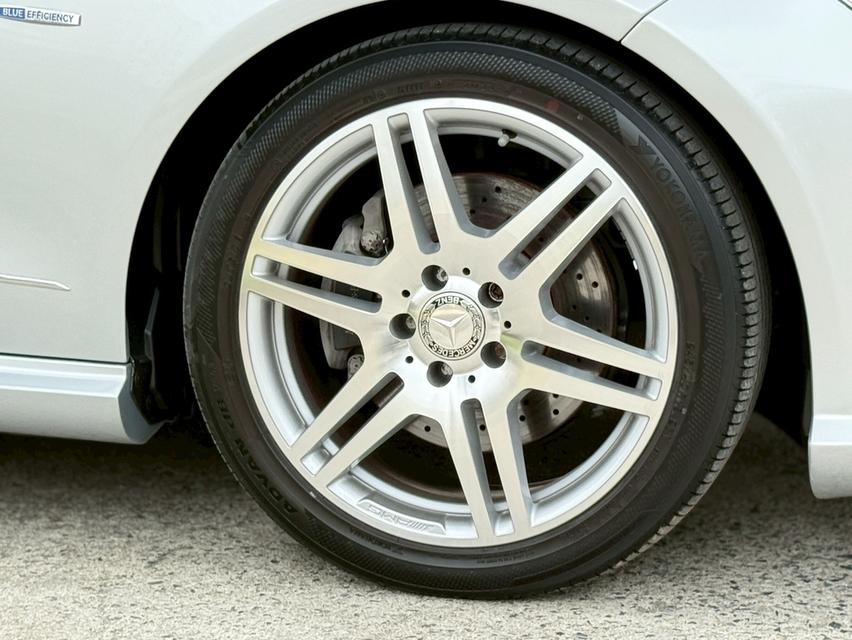 Benz E250 CDI AMG (w212) ปี 2011 รถมือเดียว เครื่องดีเซล Turbo ประหยัด ดูแลง่าย รูปที่ 12