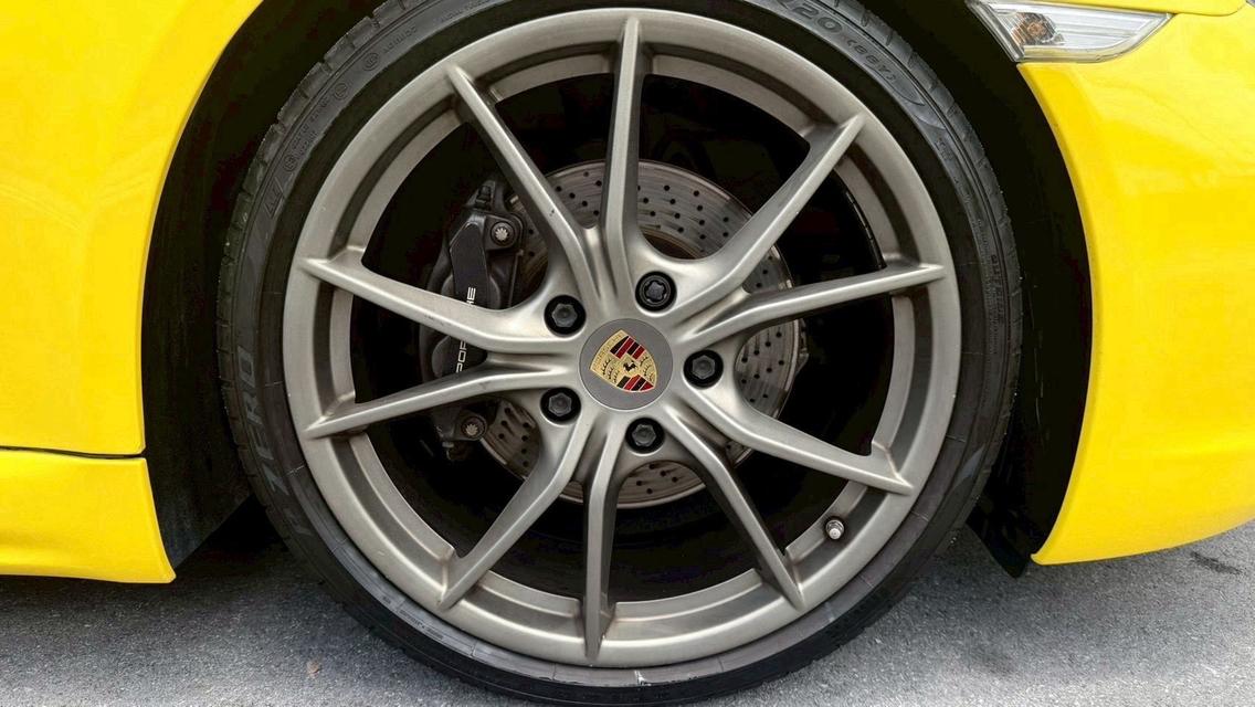 2017 PORSCHE 718 CAYMAN 2.0 Turbo สีเหลือง เลขไมล์เพียง 37,XXX KM รูปที่ 9