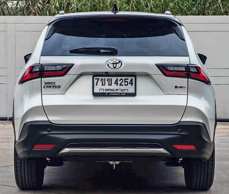 2025 TOYOTA YARIS CROSS HEV PREMIUM 16
