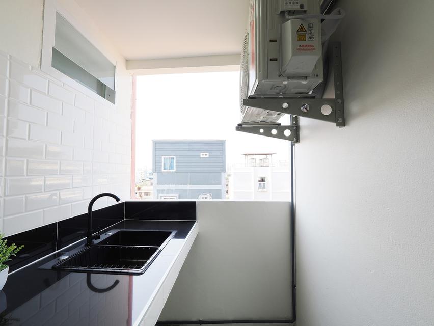 ขายราคาพิเศษ ธัชพล 2 คอนโดมิเนียม 20.5 ตร.ม. ชั้น 7 ห้องมุม วิวสวย ทำเลดีเยี่ยม ใจกลางเมือง เฟอร์นิเจอร์ครบ แอร์ ทีวี ตู้เย็น รีโนเวทใหม่ทั้งหลัง 13