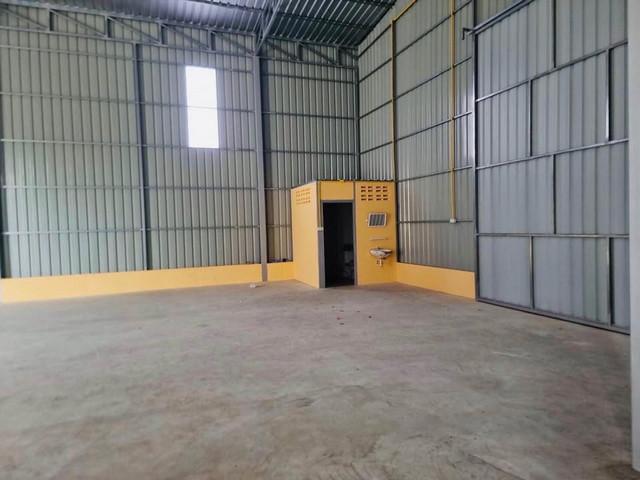 โกดังสร้างใหม่ให้เช่า ซอย ลาดพร้าว 91 รถใหญ่เข้าออกสะดวก 3