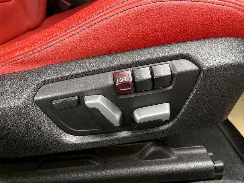 ขาย BMW 330e Msport ปี17 15