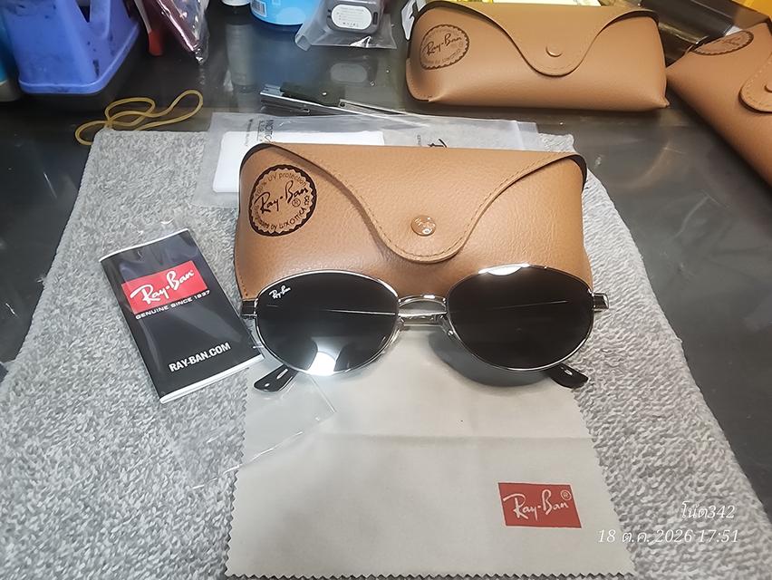 RayBan แท้สภาพใหม่ มีแว่น มีbook มีผ้าเช็ดแว่น กับซองใส่แว่น รับประกันของแท้ทุกอัน ดู2รูปสุดท้ายได้ครับเป็นเครื่องการันตี รูปที่ 11