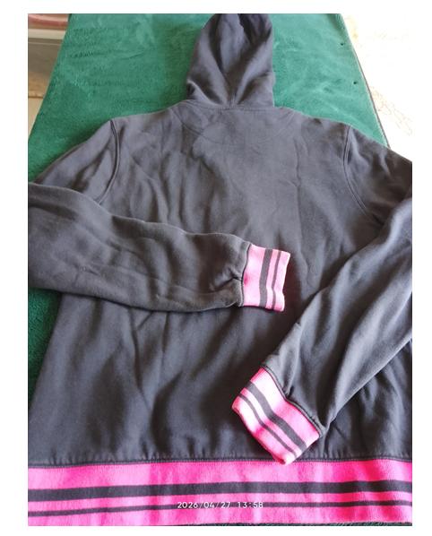 เสื้อแจ็กเก็ต UNIQLO  แบบมีฮู้ด มือสอง รูปที่ 5