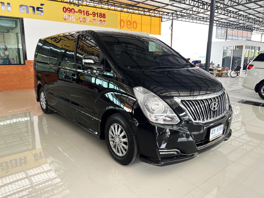 Hyundai H-1 2.5 Deluxe (ปี 2018) Wagon AT 2