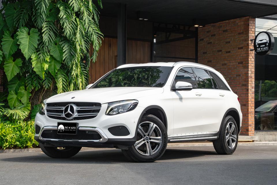 “Mercedes-Benz GLC220d 4matic Offroad”  ปี 2019  [𝙒𝘼𝙍𝙍𝘼𝙉𝙏𝙔 เครื่องยนต์ 2 ปี] ✅ทุกคัน Service น้ำมันเครื่อง ใส้กรอง ฟรี 1 ครั้ง