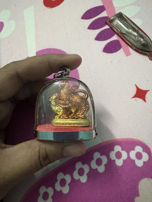 พระเครื่อง