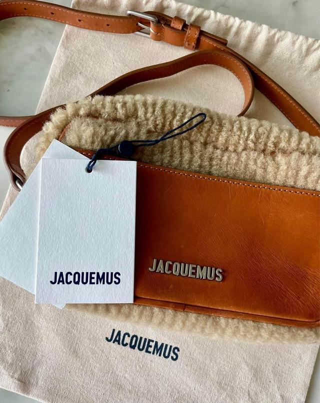 ส่งต่อกระเป๋า Jacquemus 2