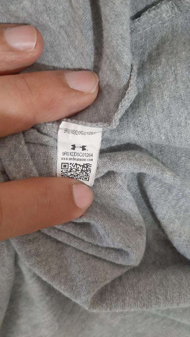 เสื้อยืด Under Armour สีเทา มือสอง Size SM รูปที่ 6