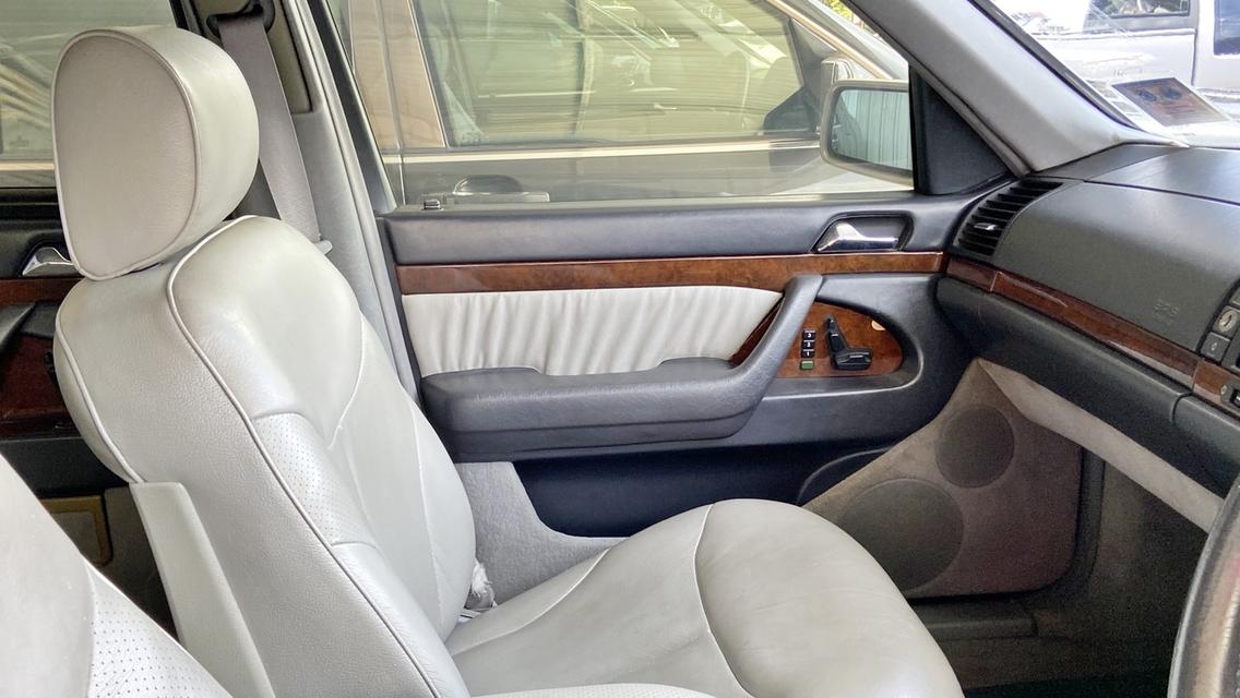 Mercedes-Benz S320LW140 12