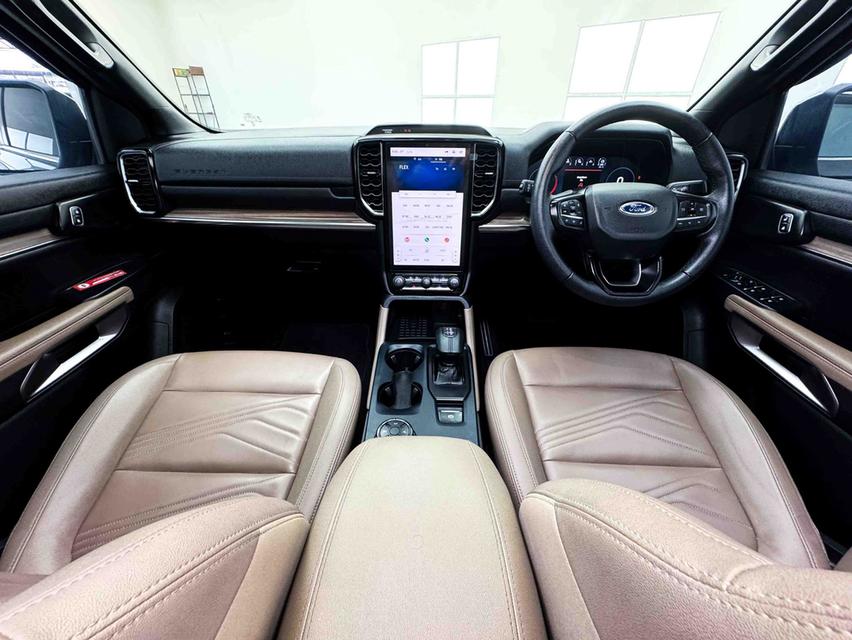 FORD EVEREST 2.0 TURBO TITANIUM PLUS 4WD ปี2023 สีเทา รูปที่ 8