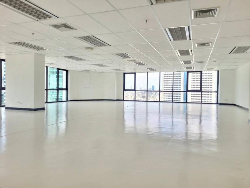 ให้เช่าพื้นที่ Sethiwan Tower ชั้น 20D พืนที่โล่ง 186 ตร.ม สัญญาเช่าอย่างน้อย 3 ปี 5