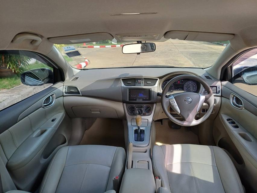 สวยจัดทั้งภายนอกภายใน ถูกมากเอาไปสด 179,000 เท่านั้น ปี 2013 NISSAN SYLPHY 1.6 ออโต้ 4