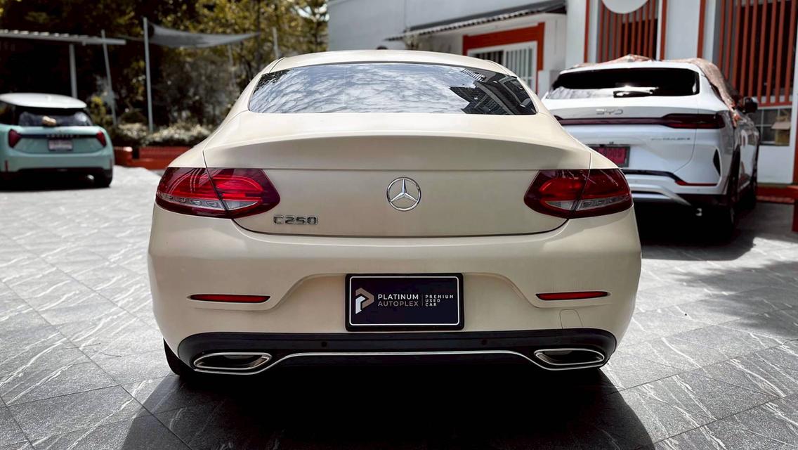 Mercedes-Benz C250 Coupe ปี 2017 ไมล์ 25,xxx 7
