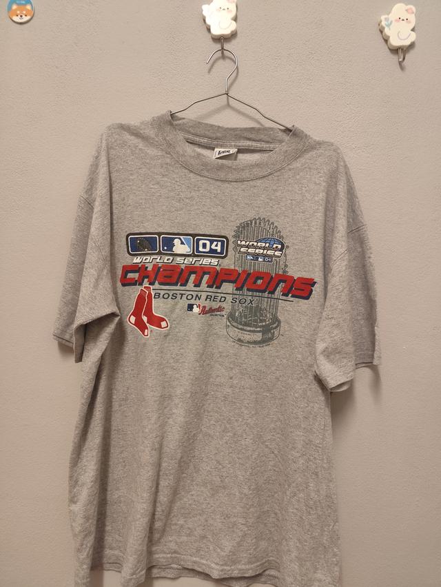 เสื้อยืด Vintage Boston Red Sox 2004 WS Champs Xl Mens Gray Graphic Logo Tshirt MLB