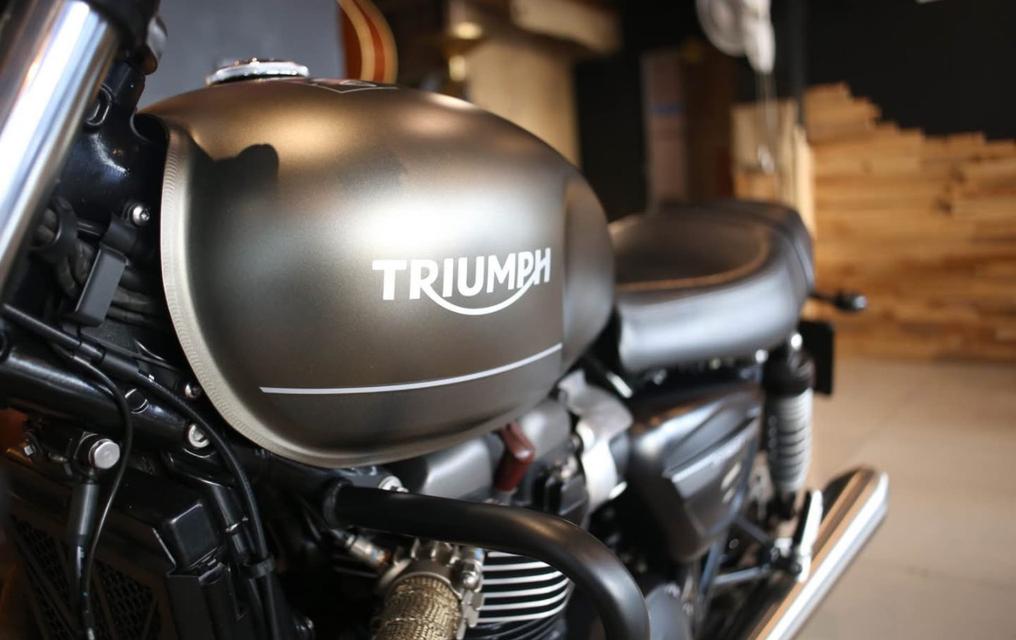 ส่งต่อรถสวย Triumph Street Twin ปี 2022 3