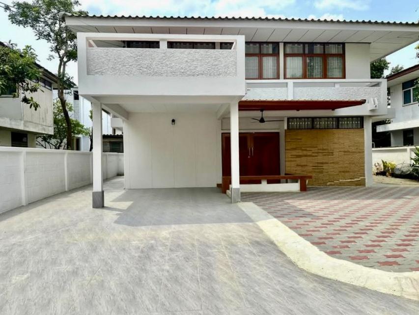 ให้เช่าบ้านเดี่ยว ถนนสุขุมวิท 101-1 ซอยวชิรธรรมสาธิต 57 ทำเลดี เป็นส่วนตัว พร้อมเข้าอยู่ 1