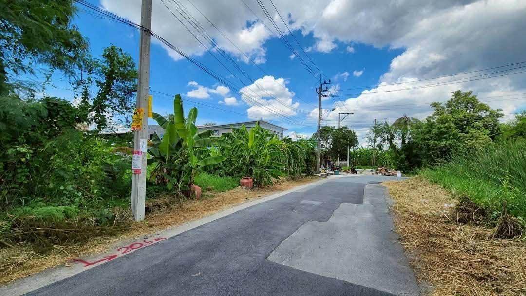 ขายด่วนที่ดิน 102 ตรว ติดถนนคอนกรีต ถมแล้ว ซ.บรมราชชนนี 76 ตลิ่งชัน กทม. 8