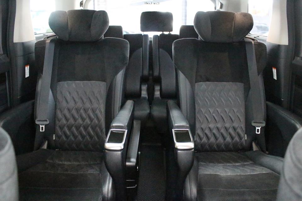 รหัวรถ JRS8057 รถครอบครัวยอดนิยม กับ Toyota Vellfire 2.5 ตัวท็อปมือเดียว ปี 2017 12