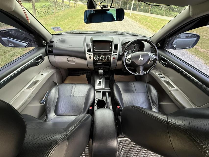 Mitsubishi Pajero Sport 2.5GT A/T ปี 2014 สีเทา  13