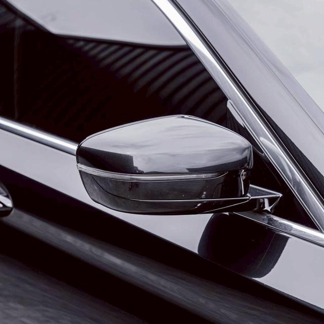 รหัสรถ 67GG2585 BMW 520d Luxury Limousine G30 ปี2017 6