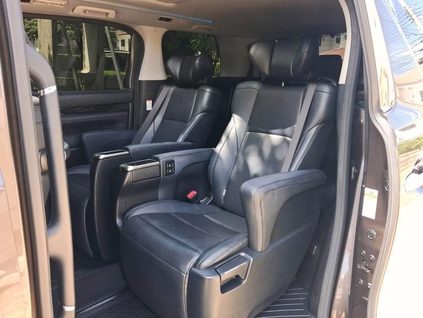 Toyota Alphard 2.5 SC Package TOP สภาพสวย เกือบ 2020 รูปที่ 17