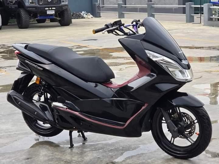 Honda pcx สีดำ 5