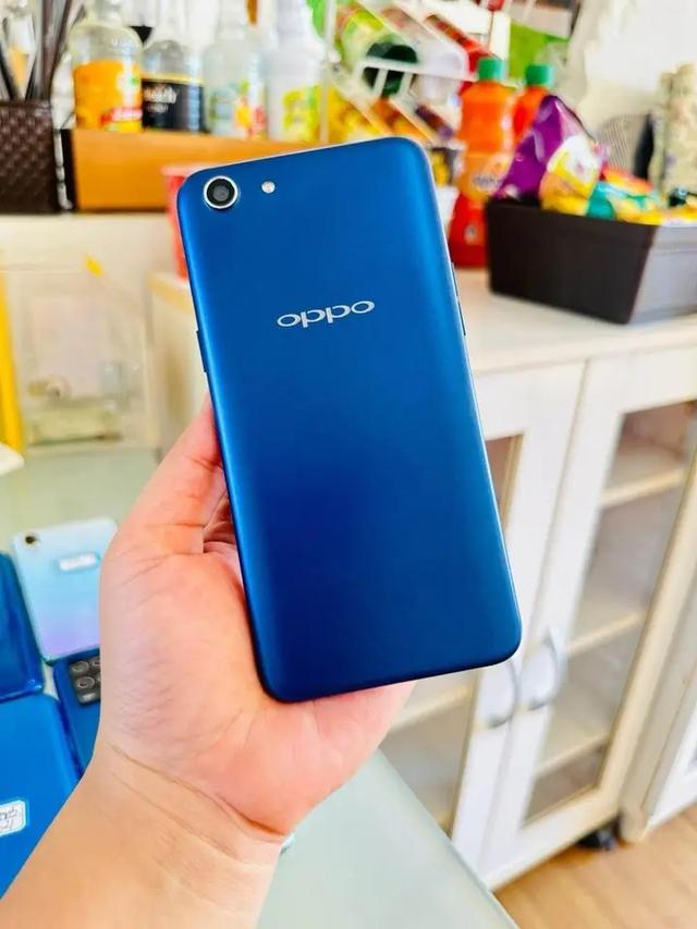 โทรศัพท์มือถือราคาเบาๆ Oppo A83 5