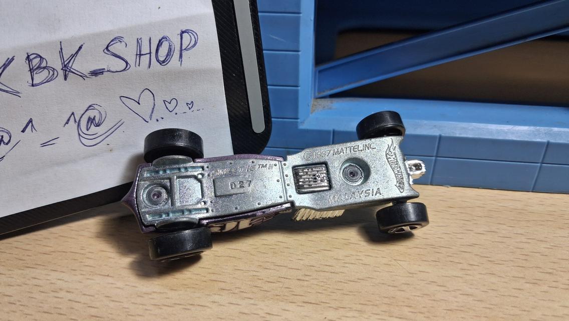 โมเดลรถเหล็ก Hot Wheels 1997 First Editions Sweet 16 Flames Purple 5sp Wheels 1:64 สีม่วง ของสะสม มือสองสภาพดี รูปที่ 4