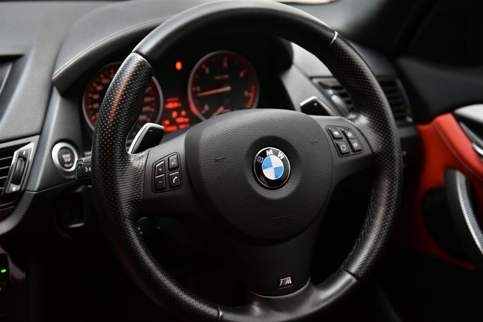 2015 แท้ BMW X1 sDrive20d M-Sport E84🎖️ รูปที่ 18