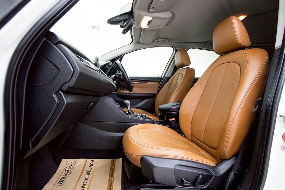 BMW SERIES 2 218i 1.5 Gran Tourer Luxury F45 2016  8