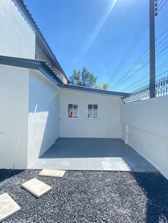 ขายบ้านแฝดสไตล์นอร์ดิก บ้านแฝด 2 ชั้น เนื้อที่ 40 ตรว. หมู่บ้านสายไหมวิลล่า ซอยสายไหม 77 แขวงสายไหม เขตสายไหม กรุงเทพมหานคร 19