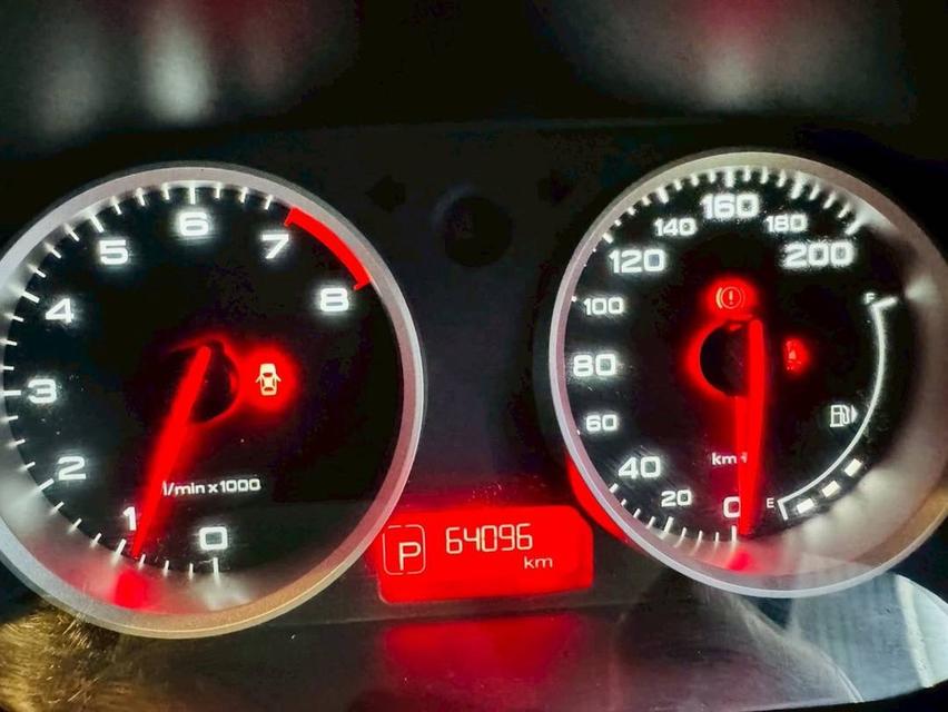 MG3 1.5 D ปี : 2022 เกียร์ : ออโต้ เครื่อง1,500 CC สี : OPTION : AIRBAG 2 ใบ เบรค ABS วิทยุ CD ก.ไฟฟ้า ล้อแม็ค เซ็นเซอร์หลัง เครื่องยนต์ 1.5 ลิตร