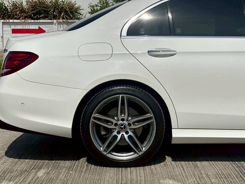 Mercedes-Benz E350e AMG (W213) ปี 2018 จด 2019 8