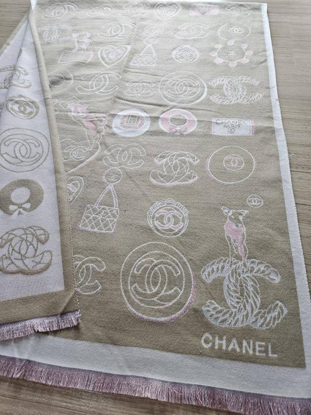 ผ้าคลุมไหล่Chanel