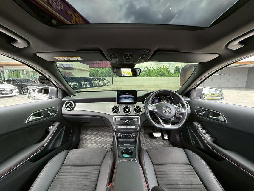 ขาย Benz Gla250 Amg ปี19 12