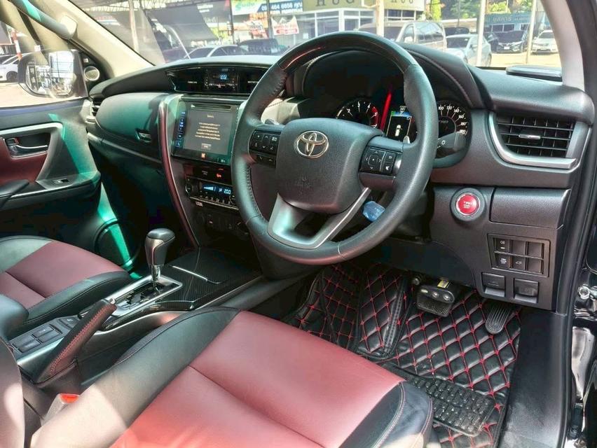 Toyota Fortuner 2.8 TRD SPORTIVO 4WD 2019 รูปที่ 12