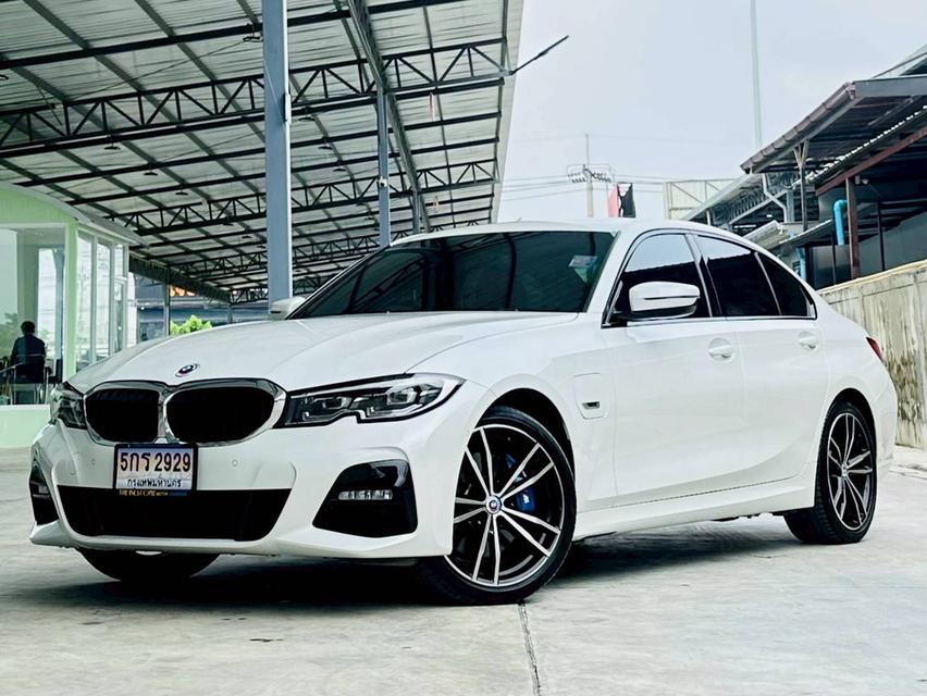 2023 BMW 330e M Sport Plug-in Hybrid โฉม G20 รถใหม่ ราคาสุดคุ้ม