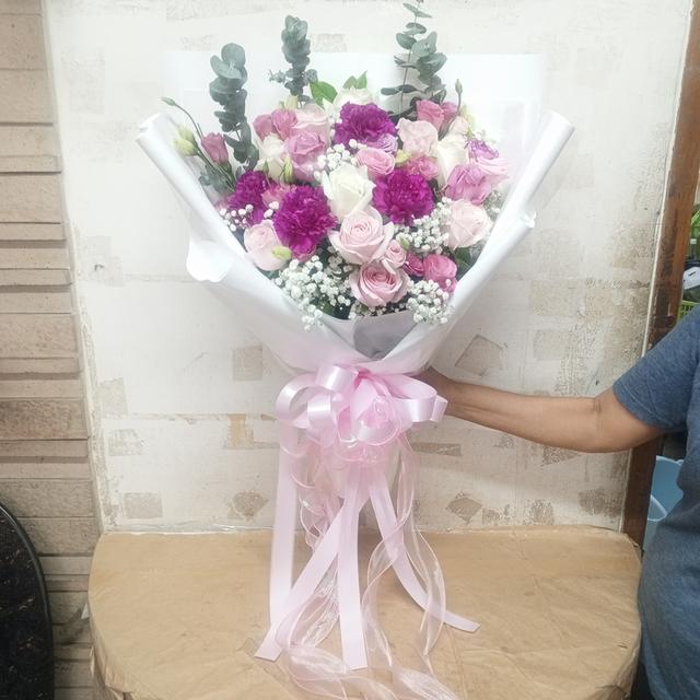 ช่อดอกไม้สวยๆ พร้อมจัดส่งตลอด24ชม. ส่งโชคชัย4 ลาดพร้าววังหิน แฮปปี้แลนด์ บางกะปิ หัวหมาก ศรีนครินทร์ กรุงเทพกรีฑา ร่มเกล้า ซอยเสือใหญ่ เสนานิคม คู้บอน