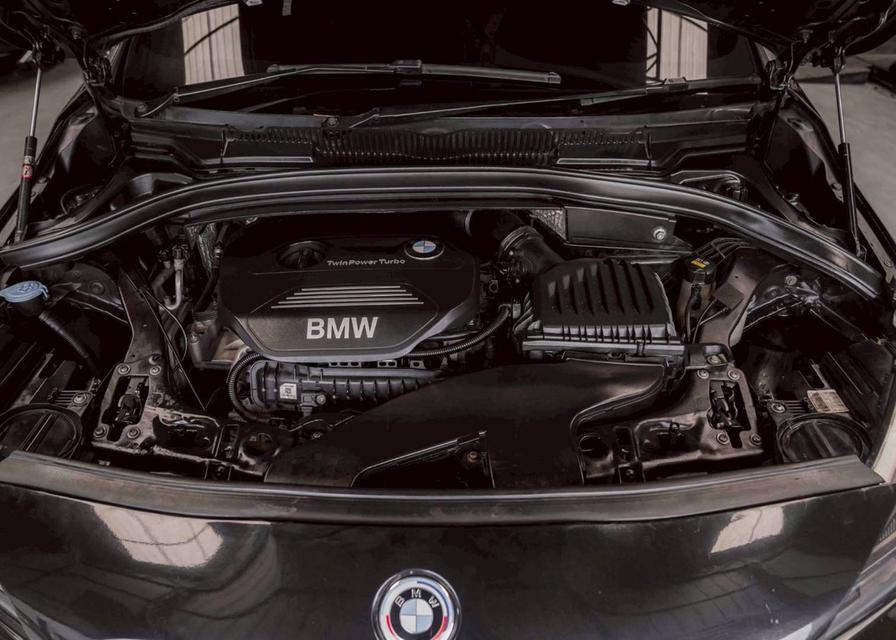 รหัสรถ 67GG7411 2015 BMW 218i Active Tourer M-Sport F45 11