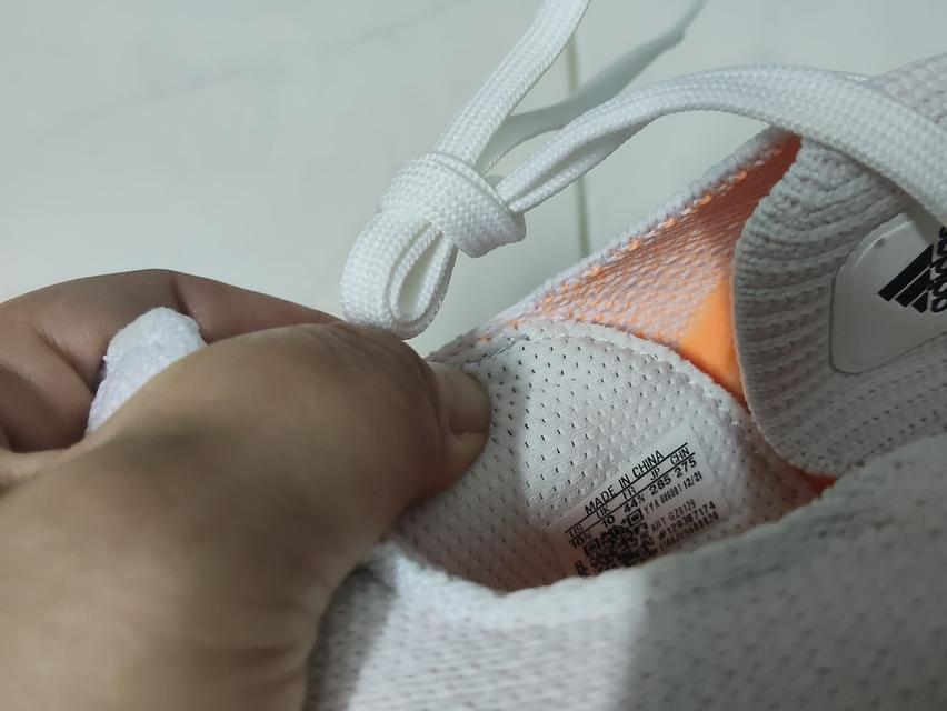 รองเท้า adidasULTRABOOST รูปที่ 5