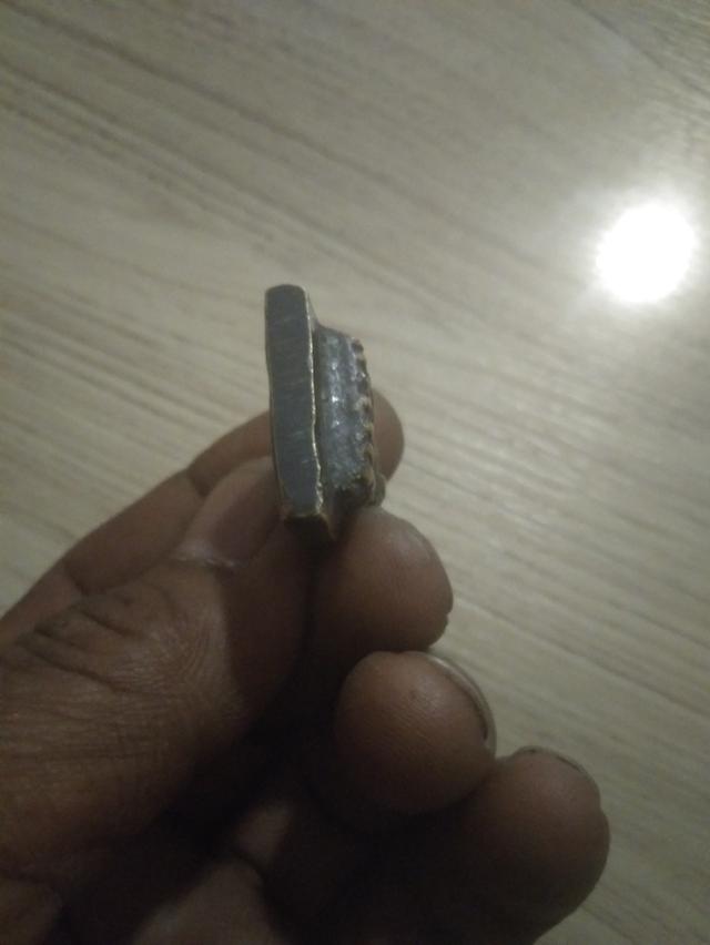 หลวงปู่ทวดด้านหลังพิม..ฉ