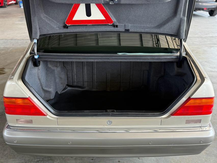 BENZ S-CLASS, S280�โฉม W140 ปี92-01 ปี1995รุ่นกาบร่องแล้ว เครื่องยนต์เบนซิน 2.8 เกียร์ออโต้ไมล์ 241,614 Km.#ราคาโปรโมชั่นราคา 128,000.- (ขายเงินสด รูปที่ 17